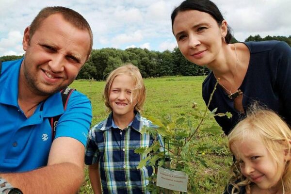 Vašingtono Kristijono Donelaičio lituanistinės mokyklos ąžuoliukas – vienybės ir bendruomeniškumo simbolis