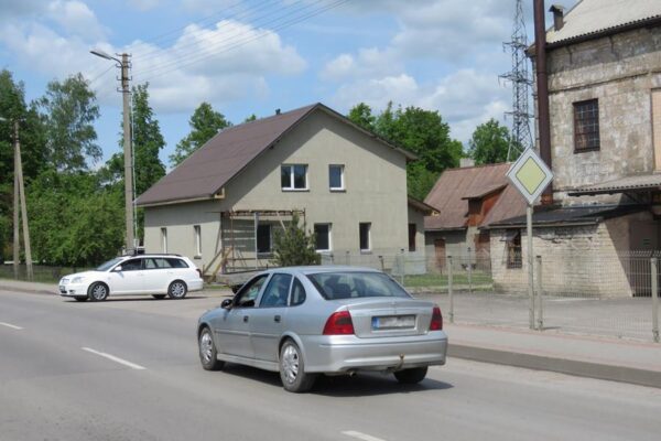 Paslaptinga Vilkaviškio gatvių sankryža vairuotojams gali kainuoti teises