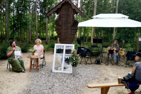 Bradūnynėje skambėjo poezija ir muzika