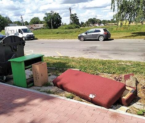 Atliekų surinkimo aikštelėse bus priimami tik išardyti baldai