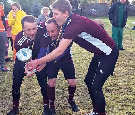 Kaimynų futbolo turnyre – Lakštučių sportininkų triumfas