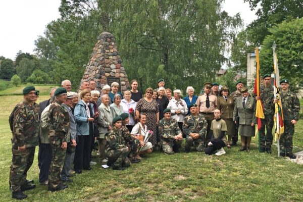 Vilkaviškyje tremtiniai paminėjo Gedulo ir vilties dieną